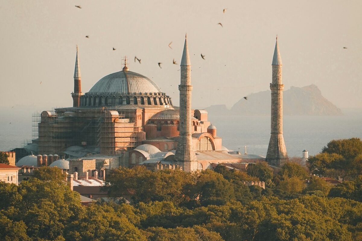 Das ewige Geheimnis am Bosporus: Warum diese sieben Hügel die wahre Seele Istanbuls verbergen